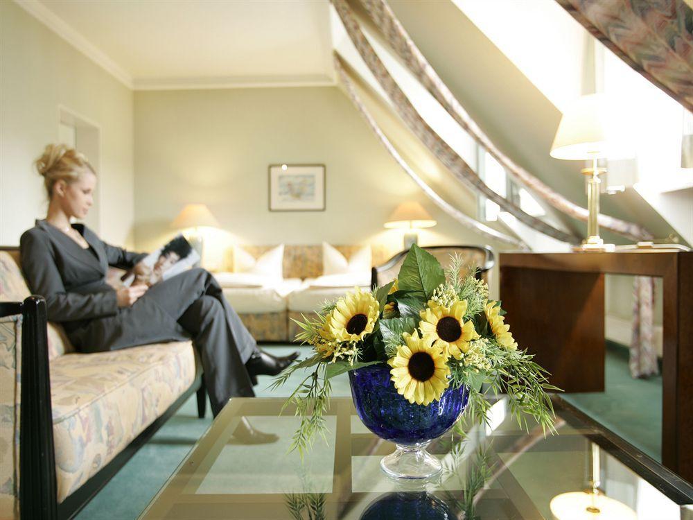 Hotel Deutsches Theater Stadtzentrum Munich Luaran gambar